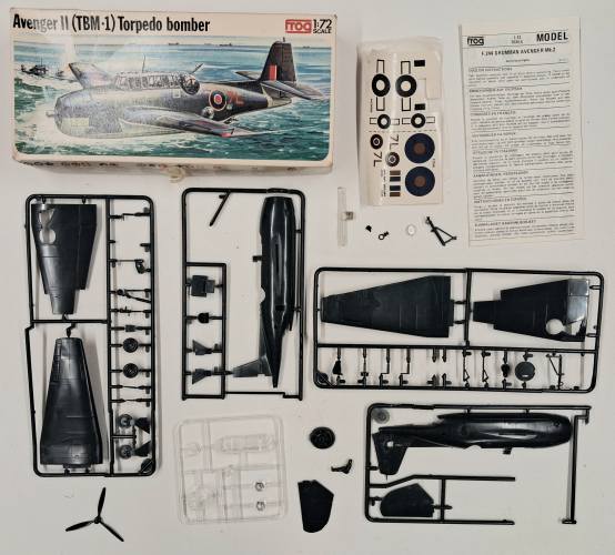 KINGKIT MODEL SCRAPYARD 1/72 FROG F244 AVENGER II TBM-1  NO DECALS 