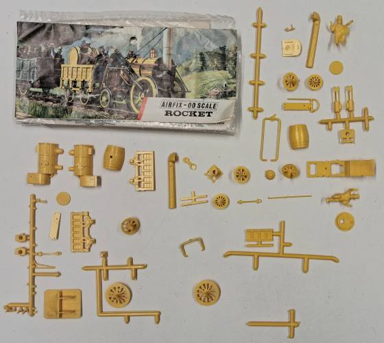 KINGKIT MODEL SCRAPYARD OO AIRFIX R11 GEORGE STEPHENSON LOCOMOTIVE ROCKET  MISSING PART 28 
