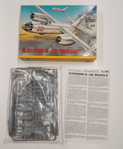 KINGKIT MODEL SCRAPYARD 1/72 ITALERI 060 ILJUSHIN IL-29 BEAGLE  NO DECALS 