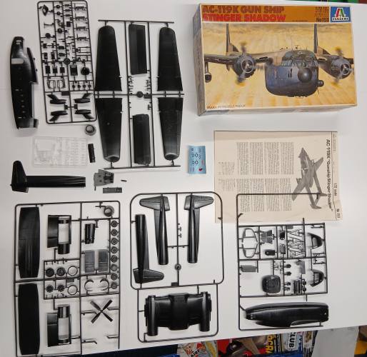KINGKIT MODEL SCRAPYARD 1/72 ITALERI 153 AC-119K  INCOMPLETE 