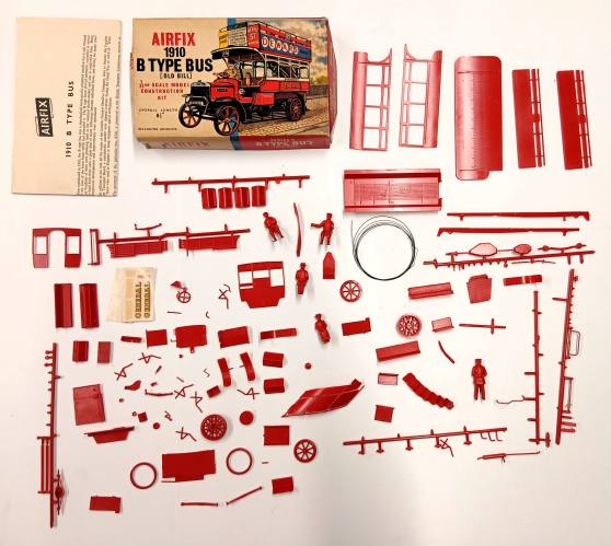 KINGKIT MODEL SCRAPYARD 1/32 AIRFIX 471 1910 B TYPE BUS - OLD BILL  DE-SPRUED 