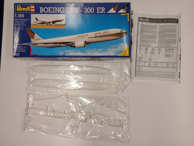 KINGKIT MODEL SCRAPYARD 1/144 REVELL 4217 BOEING 767-300 ER  NO DECALS 