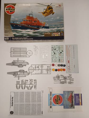 KINGKIT MODEL SCRAPYARD 1/72 AIRFIX 98668 RNLI SEVERN CLASS LIFEBOAT   SEA KING HELICOPTER  STARTED 