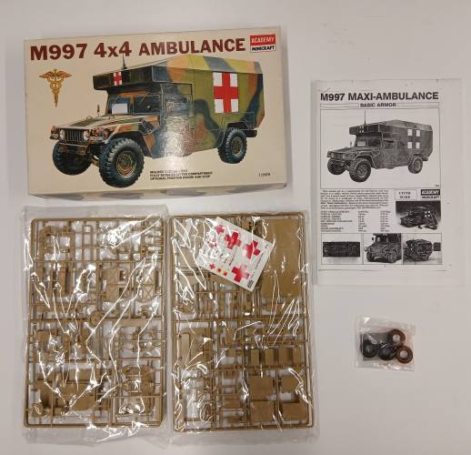 KINGKIT MODEL SCRAPYARD 1/35 ACADEMY 1352 M997 4X4 AMBULANCE  WHEELS PAINTED  