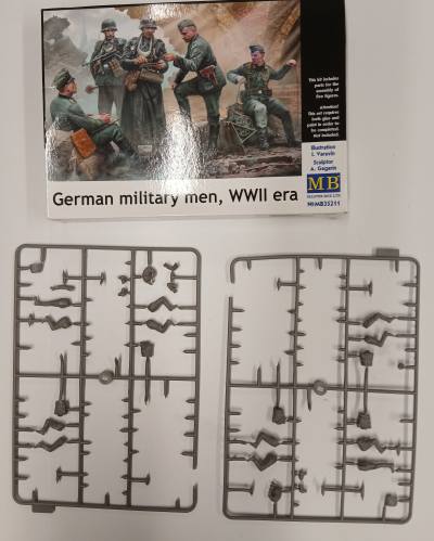 KINGKIT MODEL SCRAPYARD 1/35 35211 MASTERBOX GERMAN MILITARY MEN WWI ERA  INCOMPLETE 