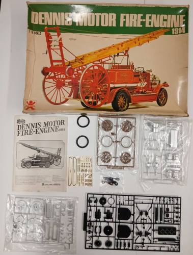 KINGKIT MODEL SCRAPYARD 1/16 BANDAI 8055 DENNIS MOTOR FIRE ENGINE  INCOMPLETE  - UK SALE ONLY