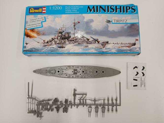 KINGKIT MODEL SCRAPYARD 1/1200 REVELL 06816 MINISHIPS TIRPITZ  INCOMPLETE 