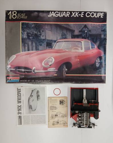 KINGKIT MODEL SCRAPYARD 1/8 MONOGRAM 2612 JAGUAR XK-E COUPE  STARTED  - UK SALE ONLY