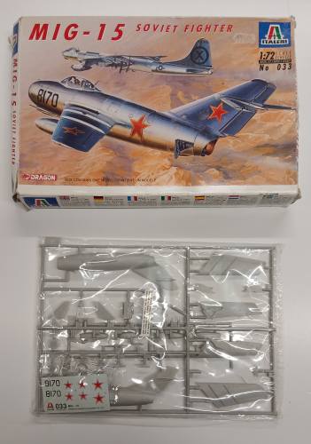 KINGKIT MODEL SCRAPYARD 1/72 ITALERI 033 MIG-15  NO INSTRUCTIONS 