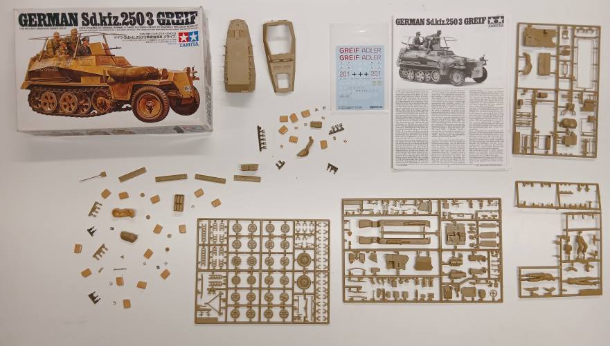 KINGKIT MODEL SCRAPYARD 1/35 TAMIYA 35113 SD.KFZ.250/3 GREIF  INCOMPLETE 