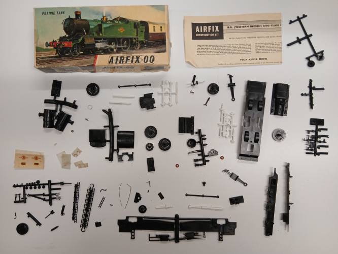 KINGKIT MODEL SCRAPYARD  AIRFIX R301 PRAIRIE TANK  STARTED 