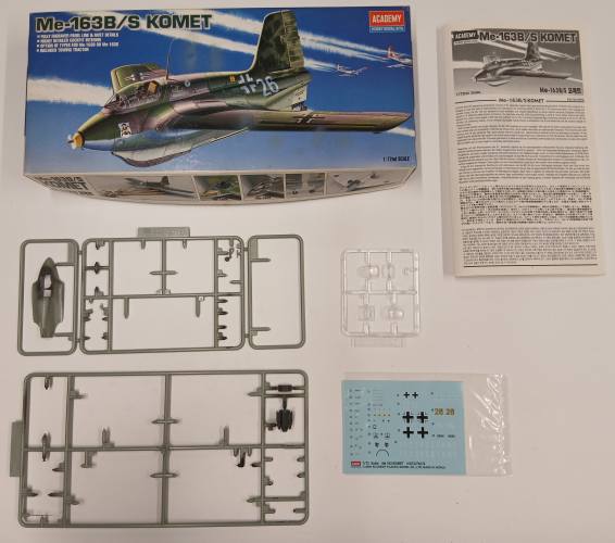 KINGKIT MODEL SCRAPYARD 1/72 ACADEMY 1673 ME-163B/S KOMET  INCOMPLETE 