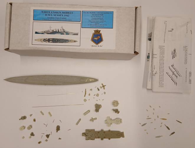 KINGKIT MODEL SCRAPYARD 1/700 WHITE ENSIGN MODELS K716 HMS SUSSEX 1942  INCOMPLETE 