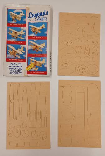 KINGKIT MODEL SCRAPYARD  LEGENDS OF THE AIR 406 CURTISS GOSHAWK  NO INSTRUCTIONS 