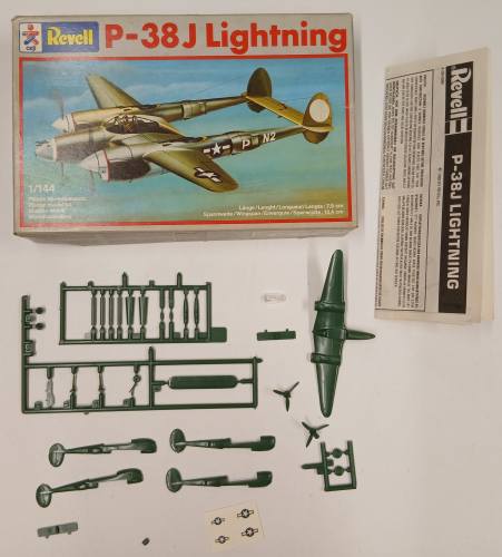 KINGKIT MODEL SCRAPYARD 1/144 REVELL 4139 P-38J LIGHTNING  INCOMPLETE 