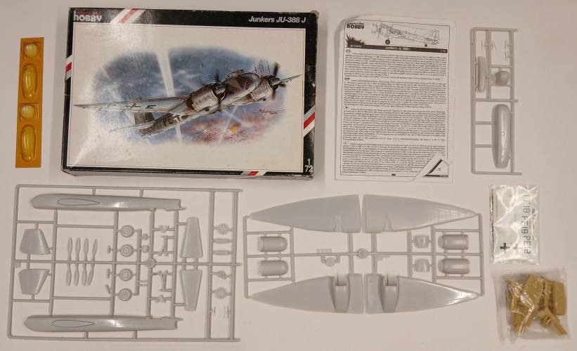 KINGKIT MODEL SCRAPYARD 1/72 SPECIAL HOBBY 72022 JUNKERS JU-388 J  YELLOW CANOPY 