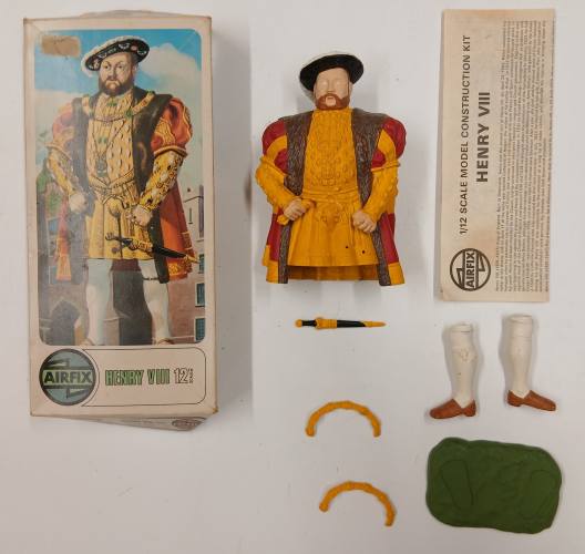 KINGKIT MODEL SCRAPYARD 1/12 AIRFIX 02501 HENRY VIII  INCOMPLETE   STARTED 