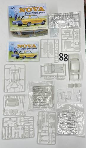 KINGKIT MODEL SCRAPYARD 1/25 MOEBIUS MODELS 2320 1964 CHEVROLET CHEVY II NOVA  INCOMPLETE 