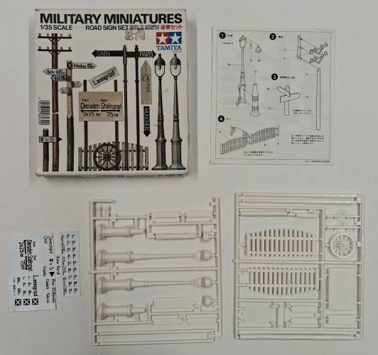 KINGKIT MODEL SCRAPYARD 1/35 TAMIYA 35067.300 ROAD SIGN SET  INCOMPLETE  NO DECALS 