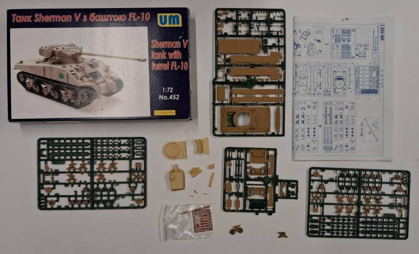 KINGKIT MODEL SCRAPYARD 1/72 UM 452 SHERMAN V TANK WITH TURRET FL-10  STARTED 