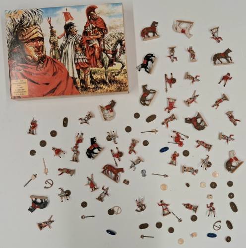 KINGKIT MODEL SCRAPYARD 1/72 HAT 8051 PUNIC WAR ROMAN COMMAND  STARTED 