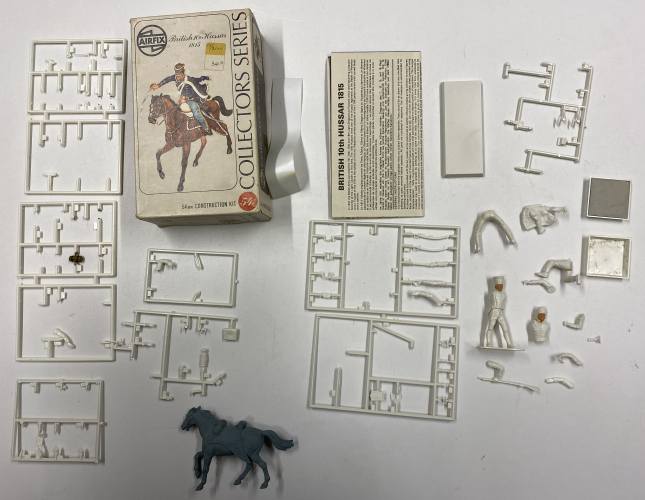 KINGKIT MODEL SCRAPYARD 54mm AIRFIX 02551-9 BRITISH 10TH HUSSAR  STARTED 