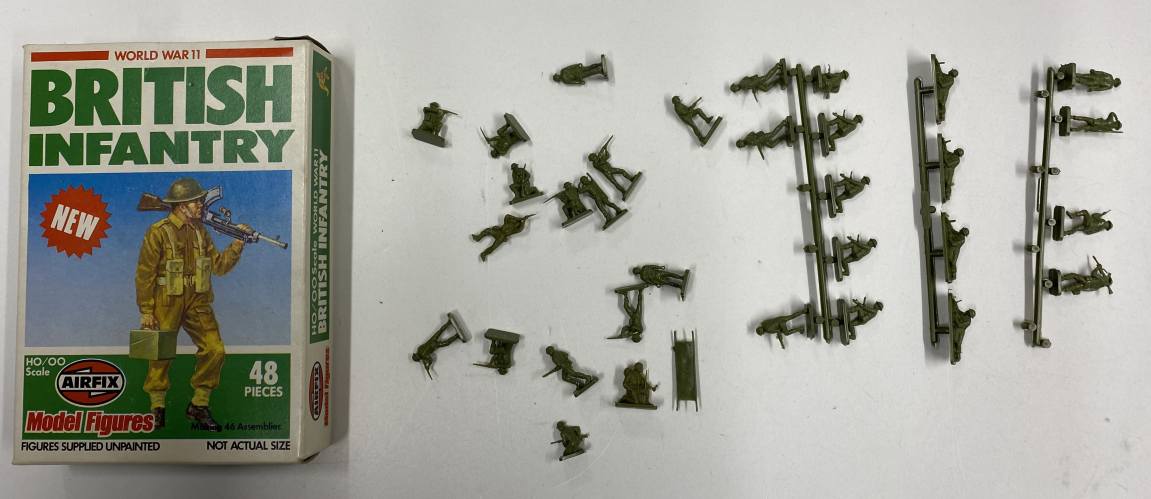 KINGKIT MODEL SCRAPYARD  AIRFIX 01703 WWII BRITISH INFANTRY  INCOMPLETE 
