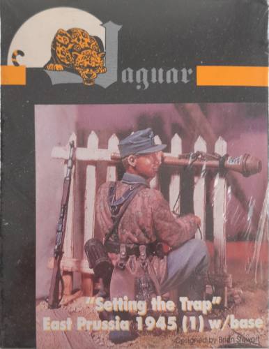 JAGUAR 1/35 63086 SETTING THE TRAP EAST PRUSSIA 1945  1  W/BASE