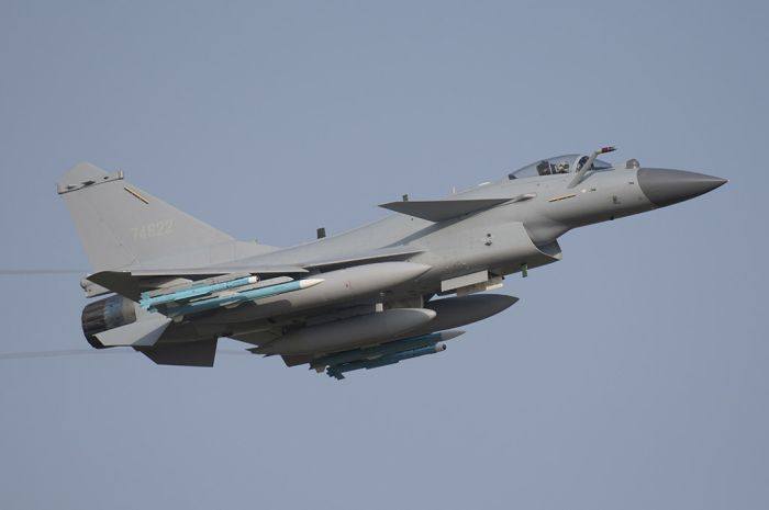 TRUMPETER MODELS 1/48 05826 PLAAF J-10C VIGOROUS DRAGON