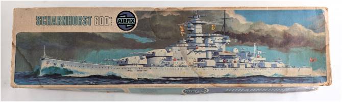 Thumbnail AIRFIX 04206-8 1973 SCHARNHORST