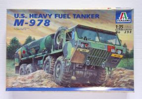 Thumbnail ITALERI  298 U.S. HEAVY FUEL TANKER M-978