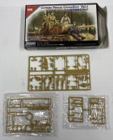 Thumbnail KINGKIT MODEL SCRAPYARD TRISTAR 35005 GERMAN PANZER GRENADIERS  INCOMPLETE 