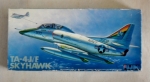 Thumbnail FUJIMI F-25 TA-4J/F SKYHAWK
