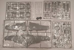 Thumbnail KINGKIT MODEL SCRAPYARD TRUMPETER 02414 HURRICANE MK.I STARTED AND MOULDY BOX