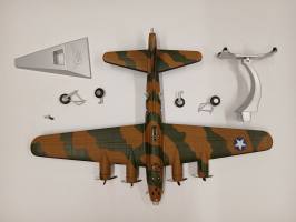 Thumbnail KINGKIT MODEL SCRAPYARD CORGI AA33304 BOEING B-17E  BROKEN PART 