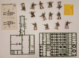 Thumbnail KINGKIT MODEL SCRAPYARD ESCI 5027 SD.KFZ.10 DEMAG WITH PANZERGRENADIERS  STARTED 