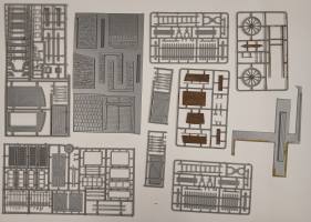 Thumbnail KINGKIT MODEL SCRAPYARD MINIART 35558 EUROPEAN FARMYARD STARTED
