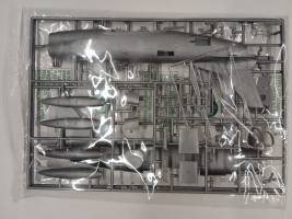 Thumbnail KINGKIT MODEL SCRAPYARD REVELL 04553 F-86D DOG SABRE. CRACKED DECALS