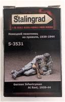 Thumbnail STALINGRAD S-3531 GERMAN INFANTRYMAN AT REST 1939-44