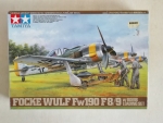 Thumbnail TAMIYA 61104 FOCKE WULF Fw 190 F-8/9 w/BOMB LOADING SET