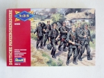 Thumbnail REVELL 02612 GERMAN ARMOURED INFANTRY PANZER GRENADIERS