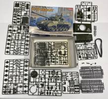 Thumbnail KINGKIT MODEL SCRAPYARD ACADEMY 1375 US ARMY GUN MOTOR CARRIAGE M-18 HELLCAT  NO DECALS 