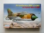 Thumbnail EASTERN EXPRESS 72102 MiG-21 SMT