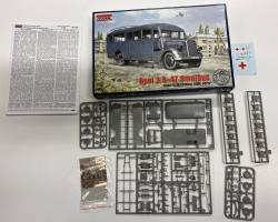 Thumbnail KINGKIT MODEL SCRAPYARD RODEN 720 OPEL 3.6-47 OMNIBUS  NO CLEAR PARTS 