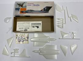 Thumbnail KINGKIT MODEL SCRAPYARD TESTORS 564 GLOSTER JAVELIN  CRACKED DECALS 