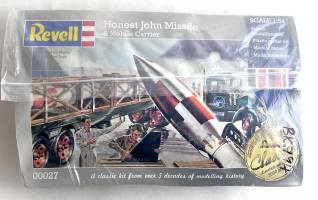 Thumbnail REVELL 00027 HONEST JOHN MISSILE   CARRIER 1/54  NO BOX 