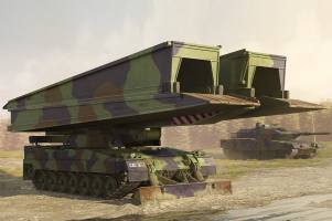 Thumbnail HOBBYBOSS 84569 GERMAN IGUANA PSB-2-28 M 