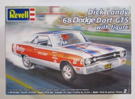 Thumbnail REVELL 85-2831 DICK LANDY 68 DODGE DART GTS WITH FIGURE