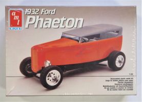 Thumbnail AMT 6899 1932 FORD PHAETON