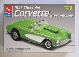 Thumbnail AMT 8213 1957 CHEVROLET CORVETTE STREET MACHINE